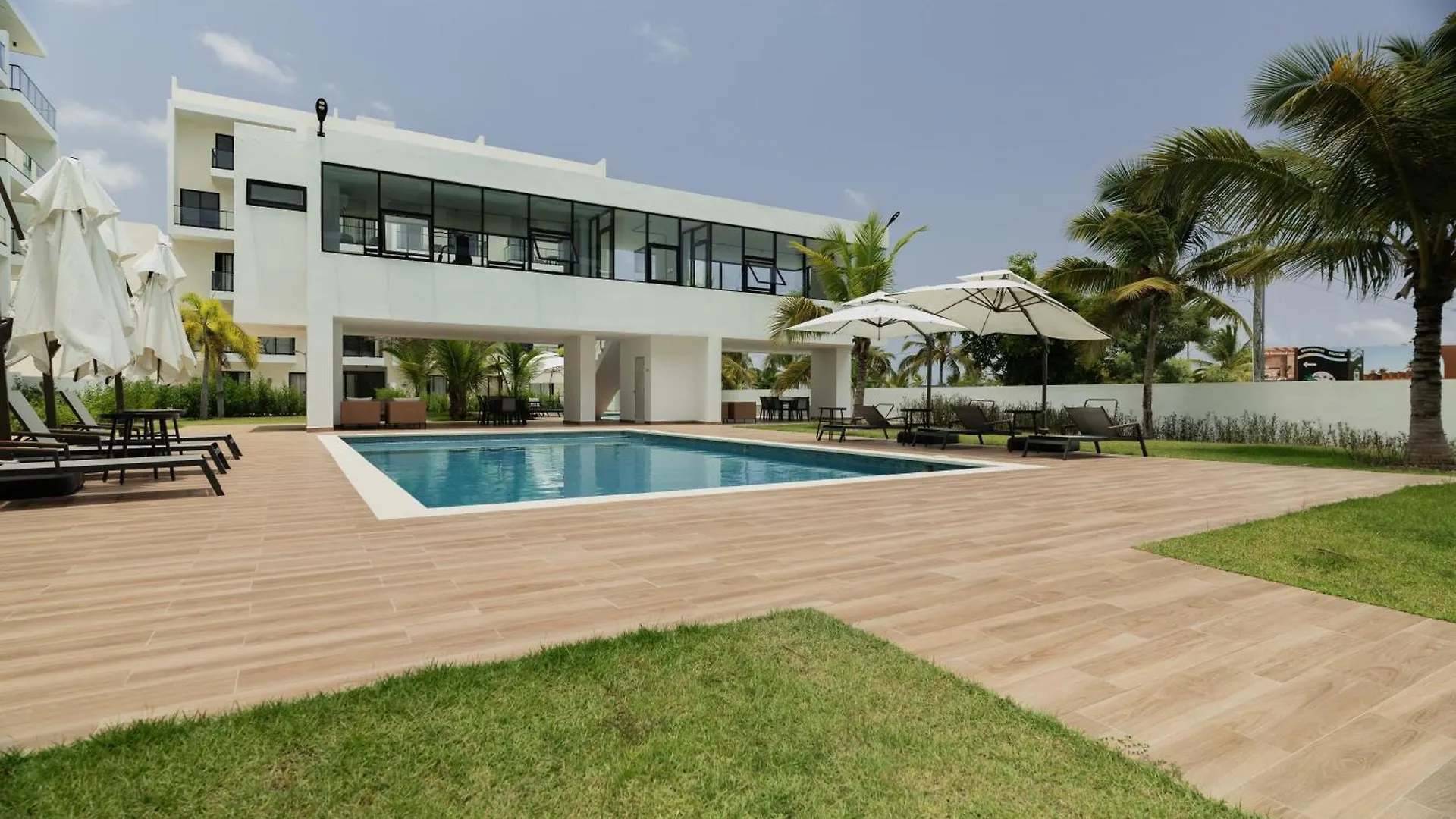 C-102 1Br Private Pool, Down Town Punta Cana Apartment